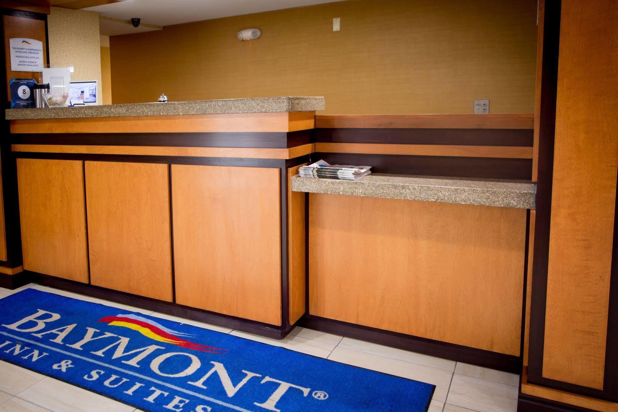 Baymont By Wyndham Detroit Area 3*